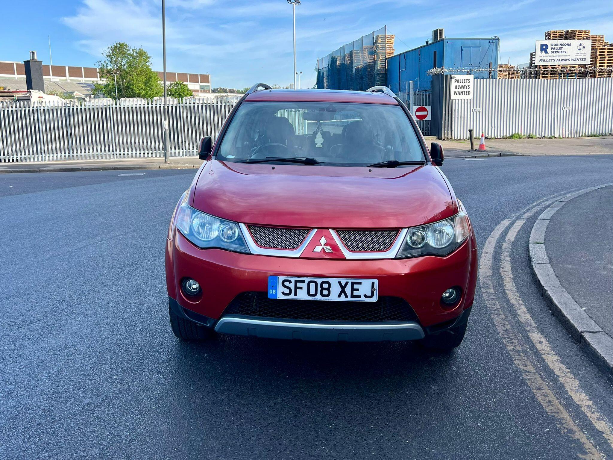 Mitsubishi Outlander