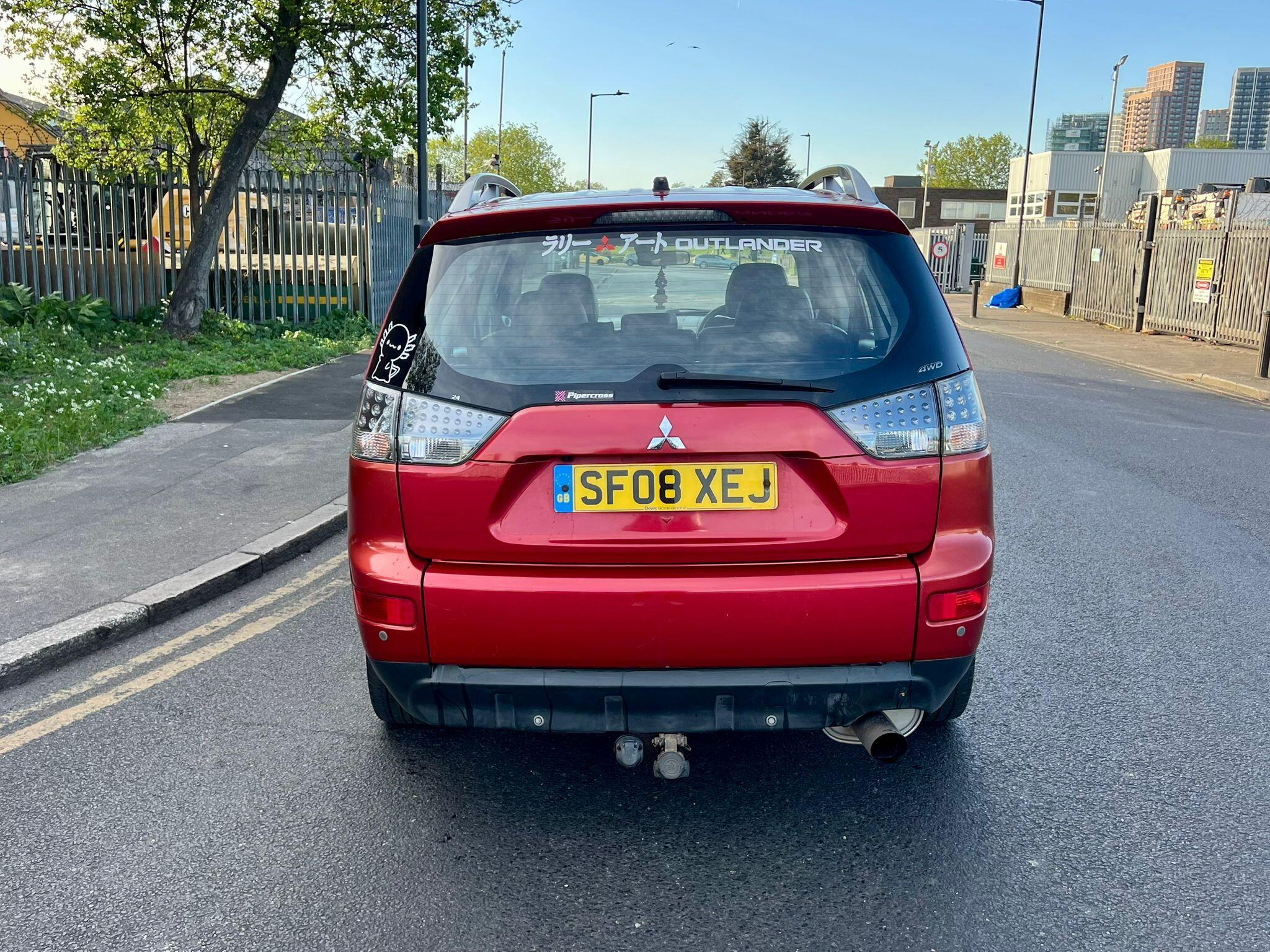 Mitsubishi Outlander