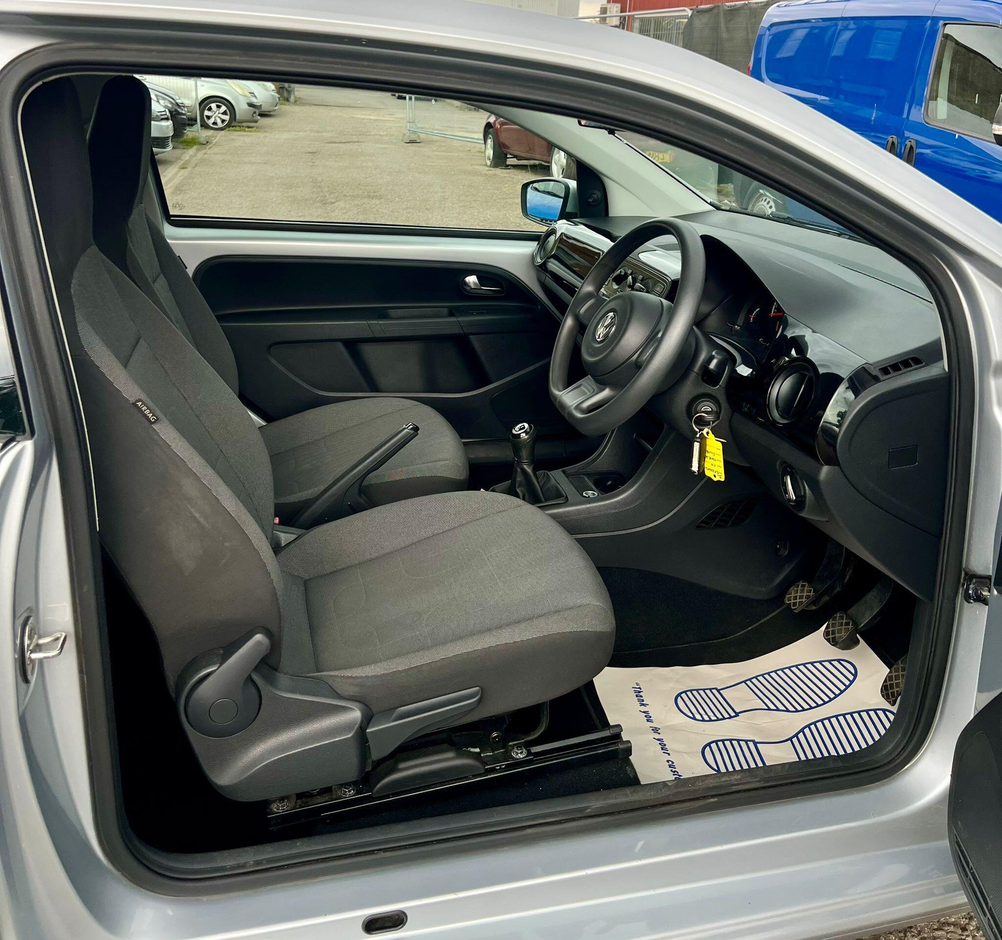Volkswagen up!